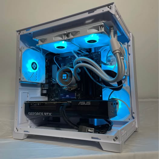 RTX 5070 | Ryzen 7 9700X | 32GB DDR5 | 2TB SSD | AIO Liquid Cooler